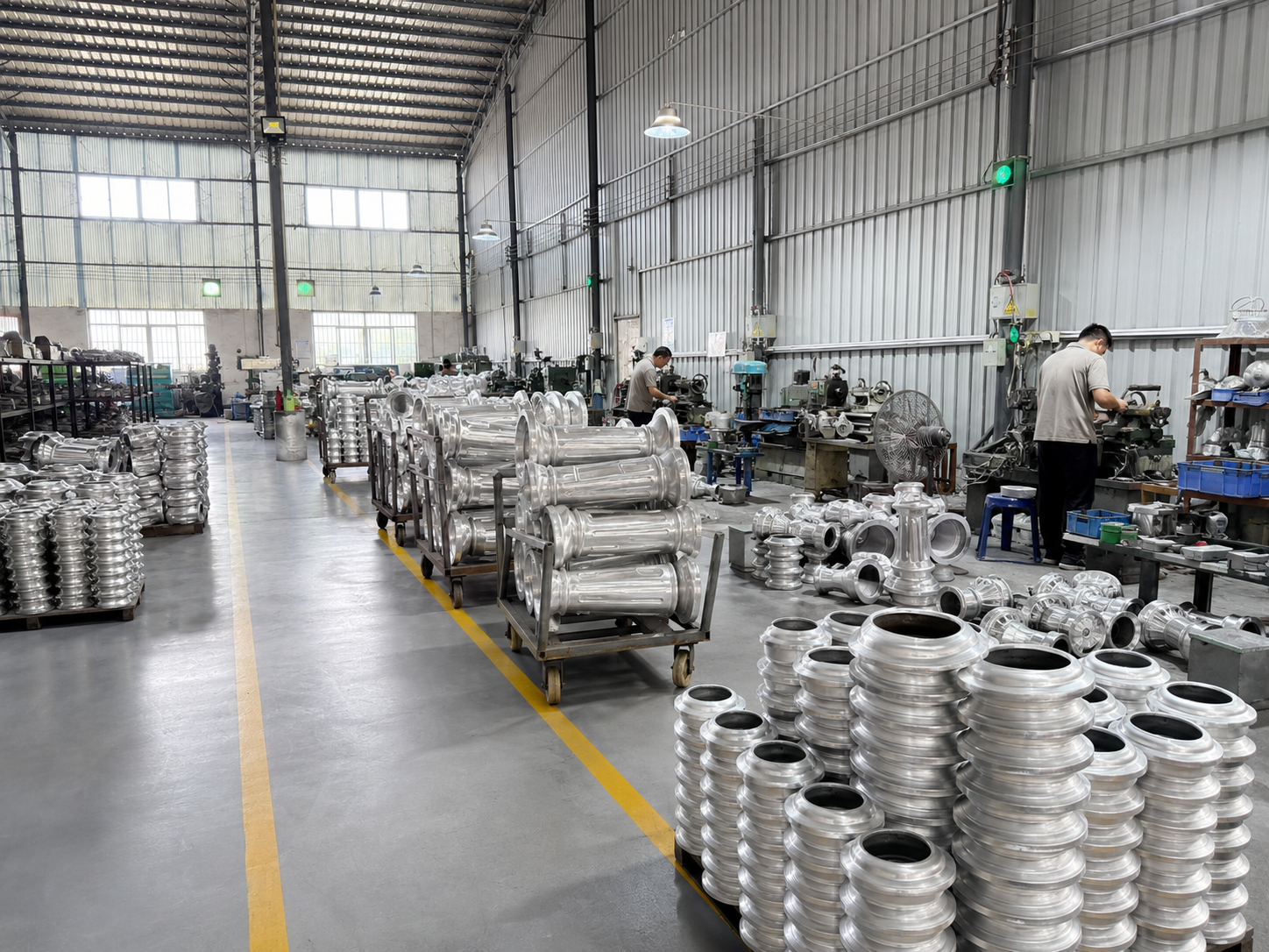 Aluminum casting workshop used in custom outdoor lighting production